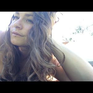 Meet your Posher, Tessa